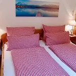 With 1 Bedroom *